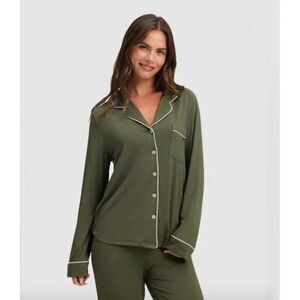 Cozy Earth Bamboo Stretch Classic Long Sleeve Pajama Top Green Size L NWT cozy